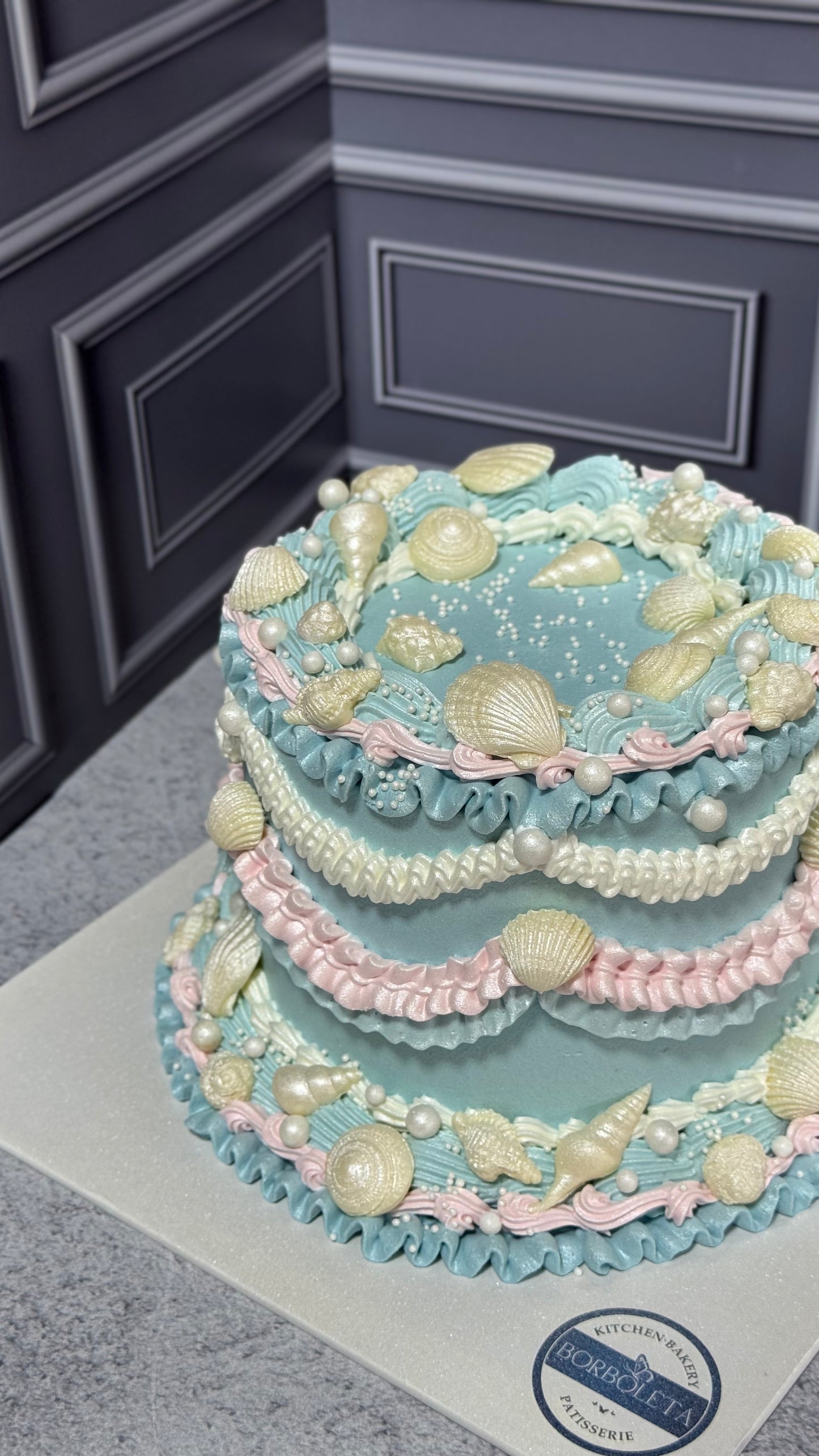 Deniz Kabuk Süslemeli Retro Pasta