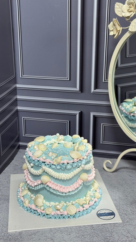 Deniz Kabuk Süslemeli Retro Pasta