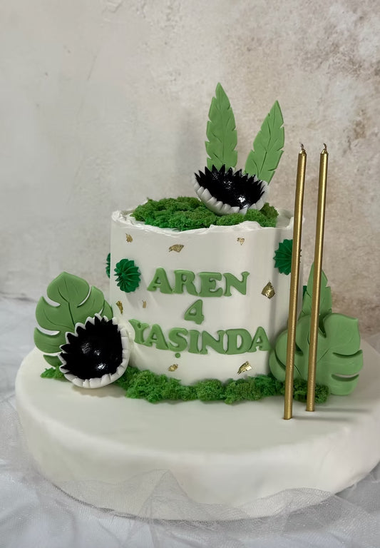 Botanik Temalı Pasta