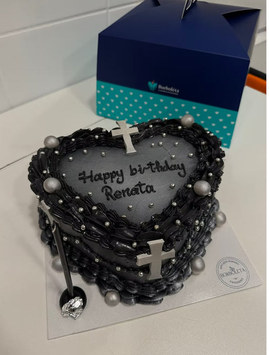 Kalp Şeklinde Retro Pasta