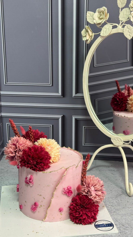 Krizantem Süslemeli Pasta