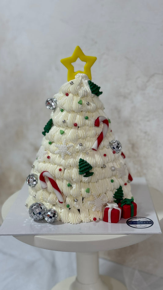 Kar Konseptli Yılbaşı Pastası