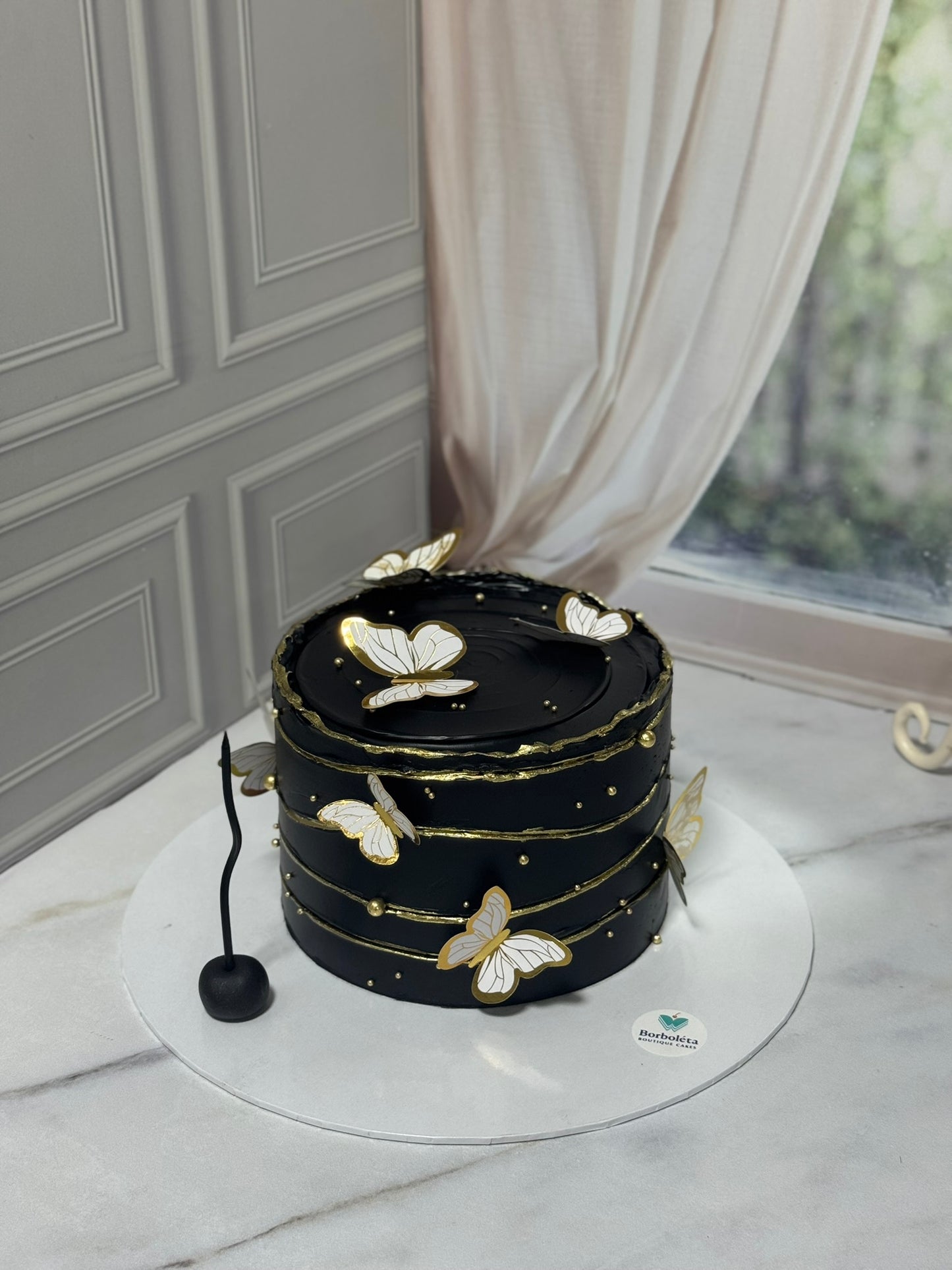 Kelebekli Zarif Tasarım Pasta