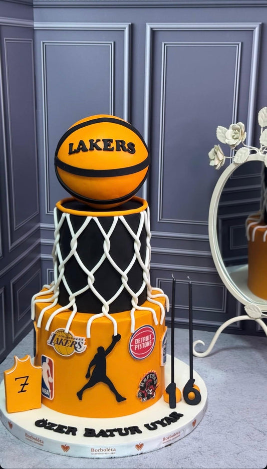 NBA Temalı Pasta