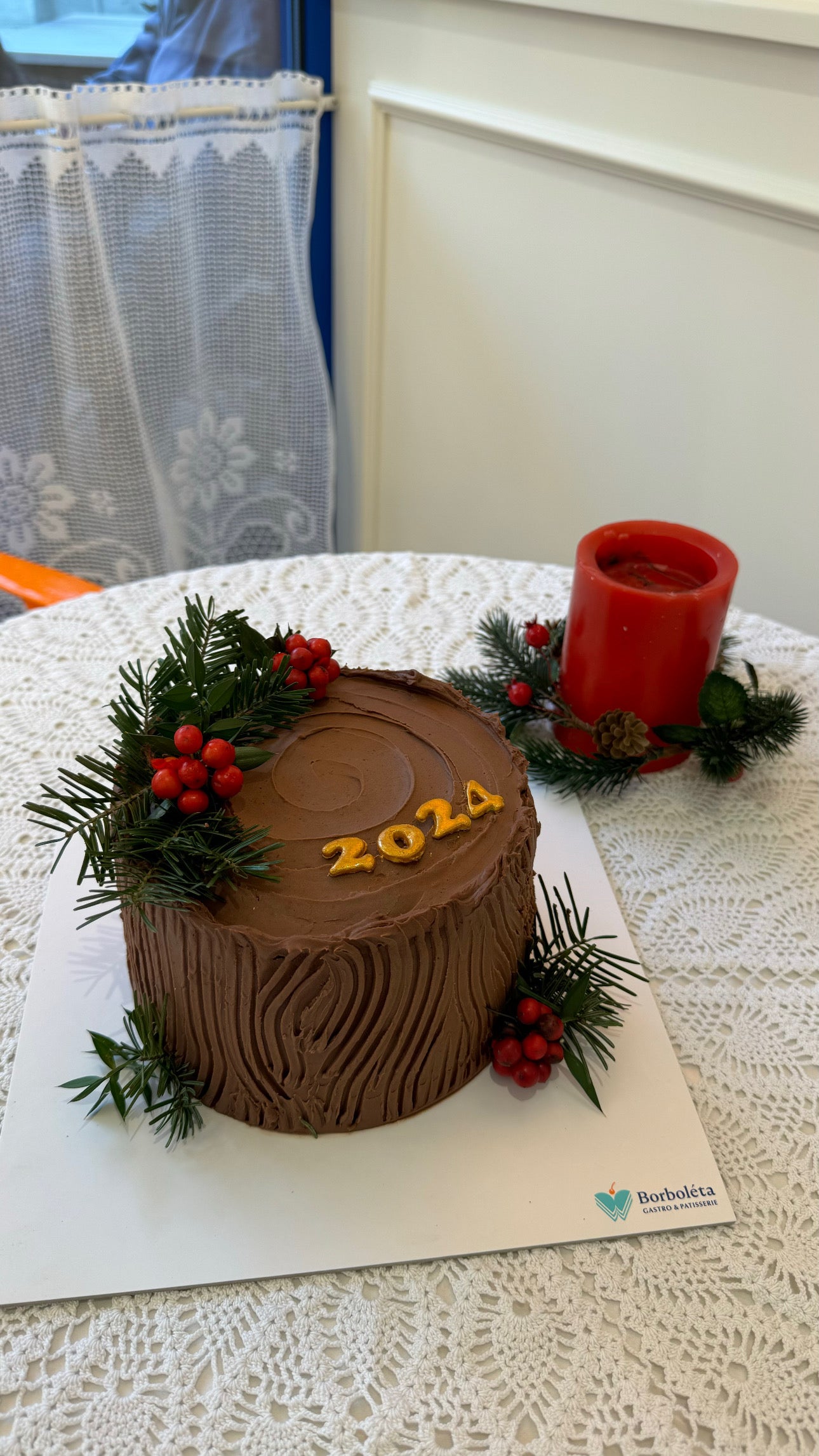 Kokinalı Yılbaşı Konseptli Pasta