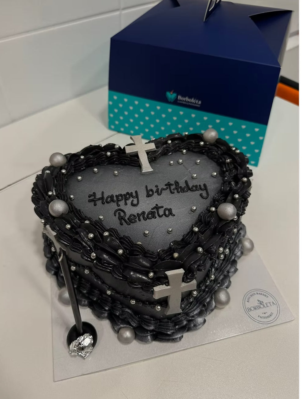 Kalp Şeklinde Retro Pasta