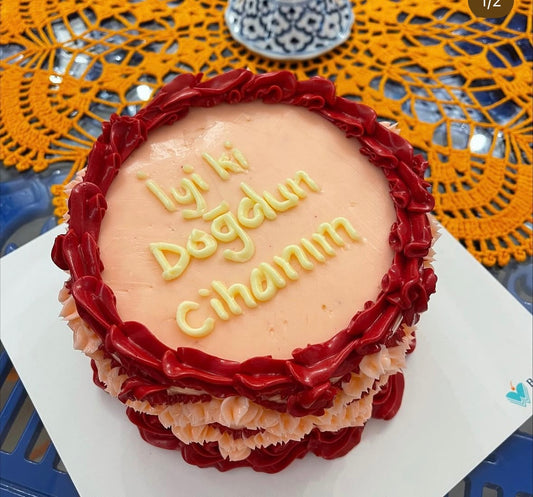 Fancy Retro Süslemeli Yazılı Pasta