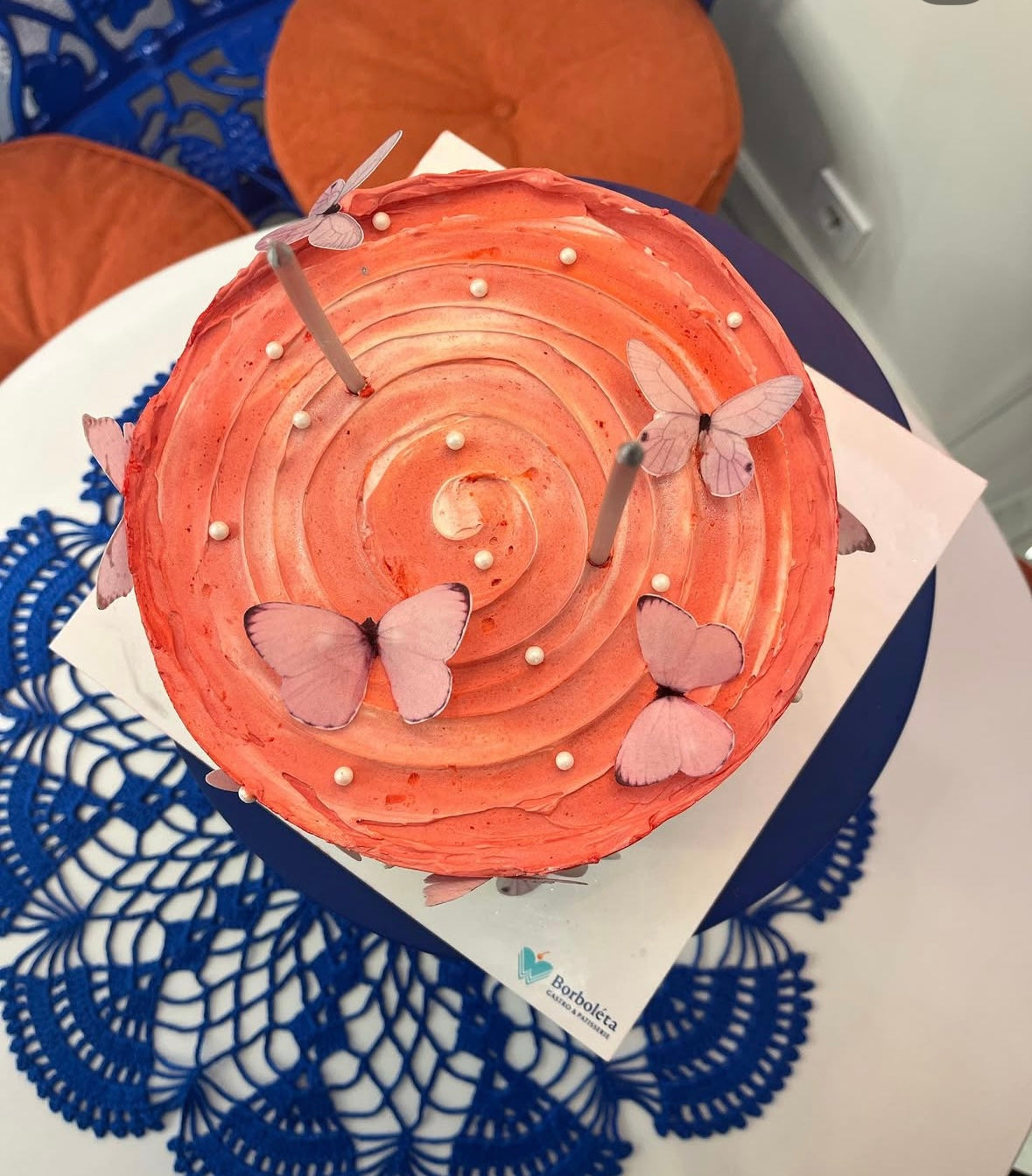 Kelebekli Zarif Doğum Günü Pastası