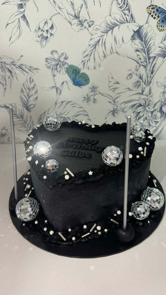 Disko Retro Kalpli Doğum Günü Pasta