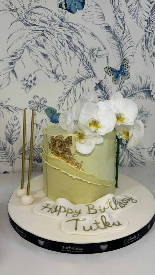 Orkide Süslemeli Pasta