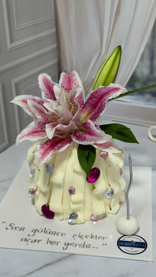 Stargazer Lily Pasta