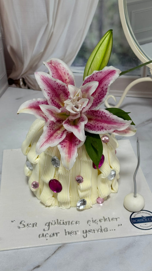 Stargazer Lily Pasta