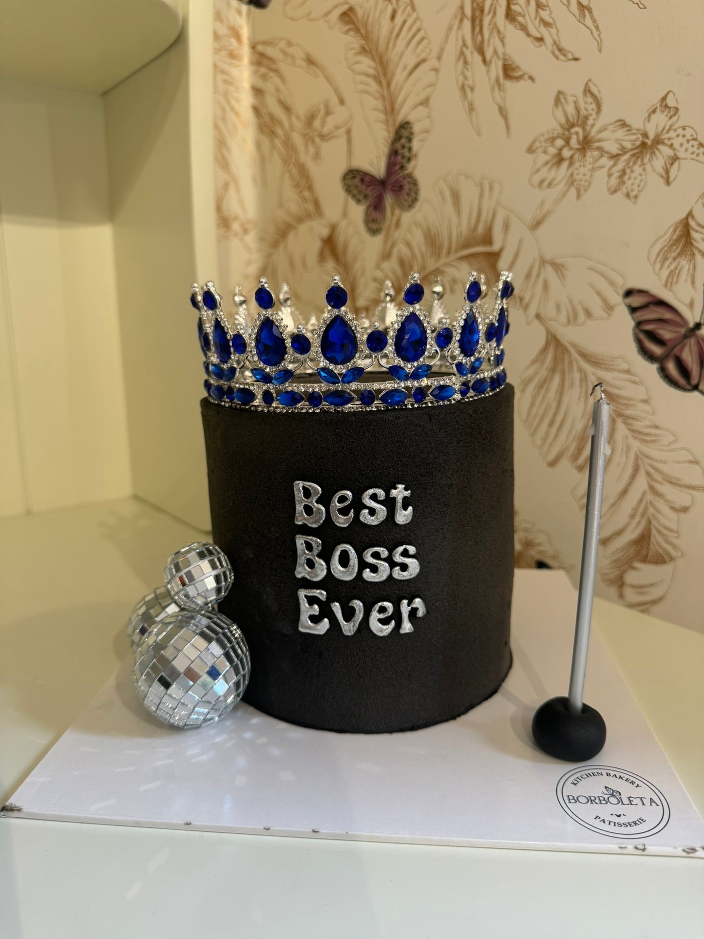 Best Boss Ever Simli Taçlı Pasta