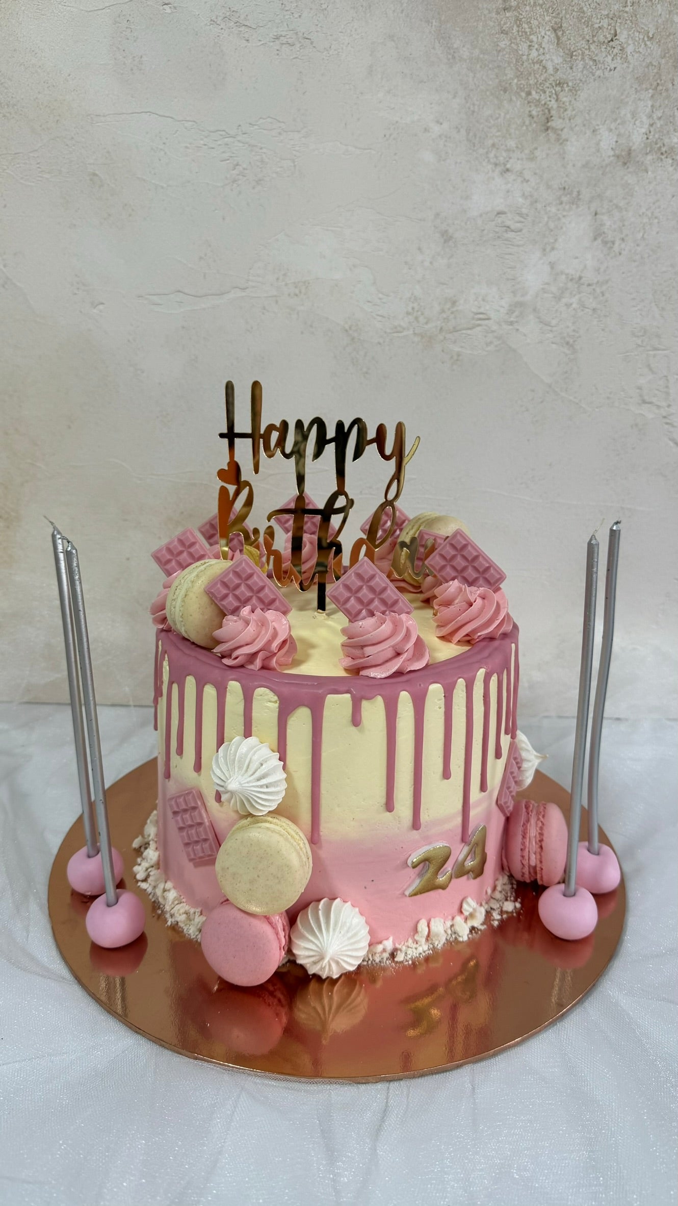 Macaronlu Doğum Günü Pastası