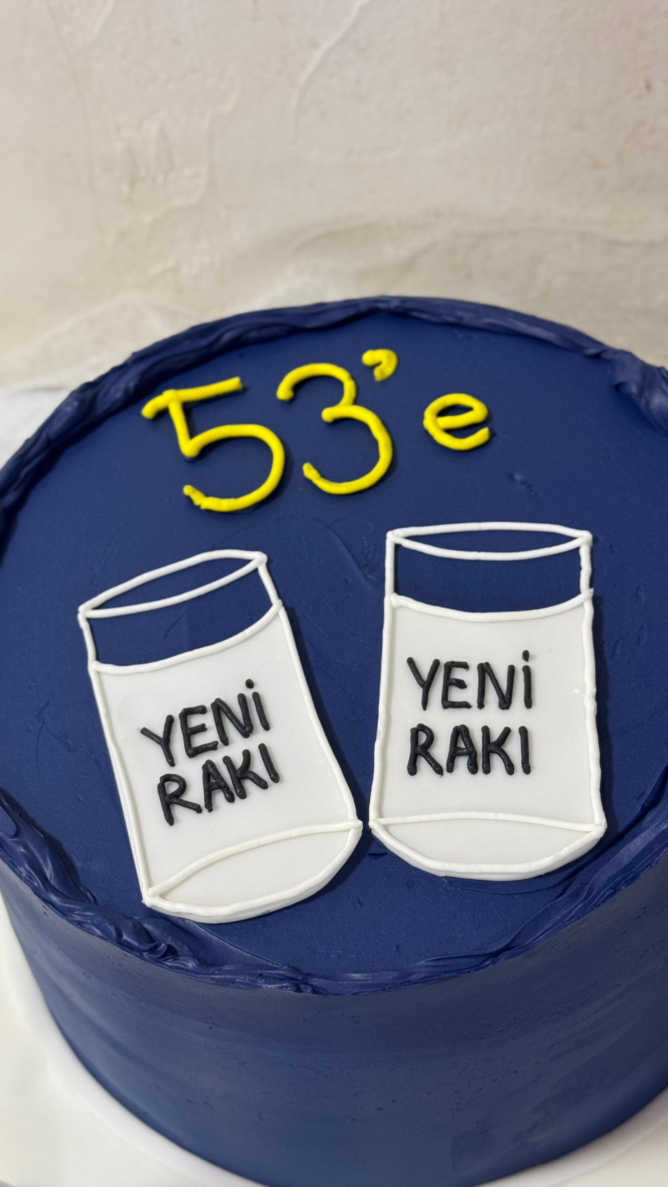Yeni Rakı Doğum Günü Pastası