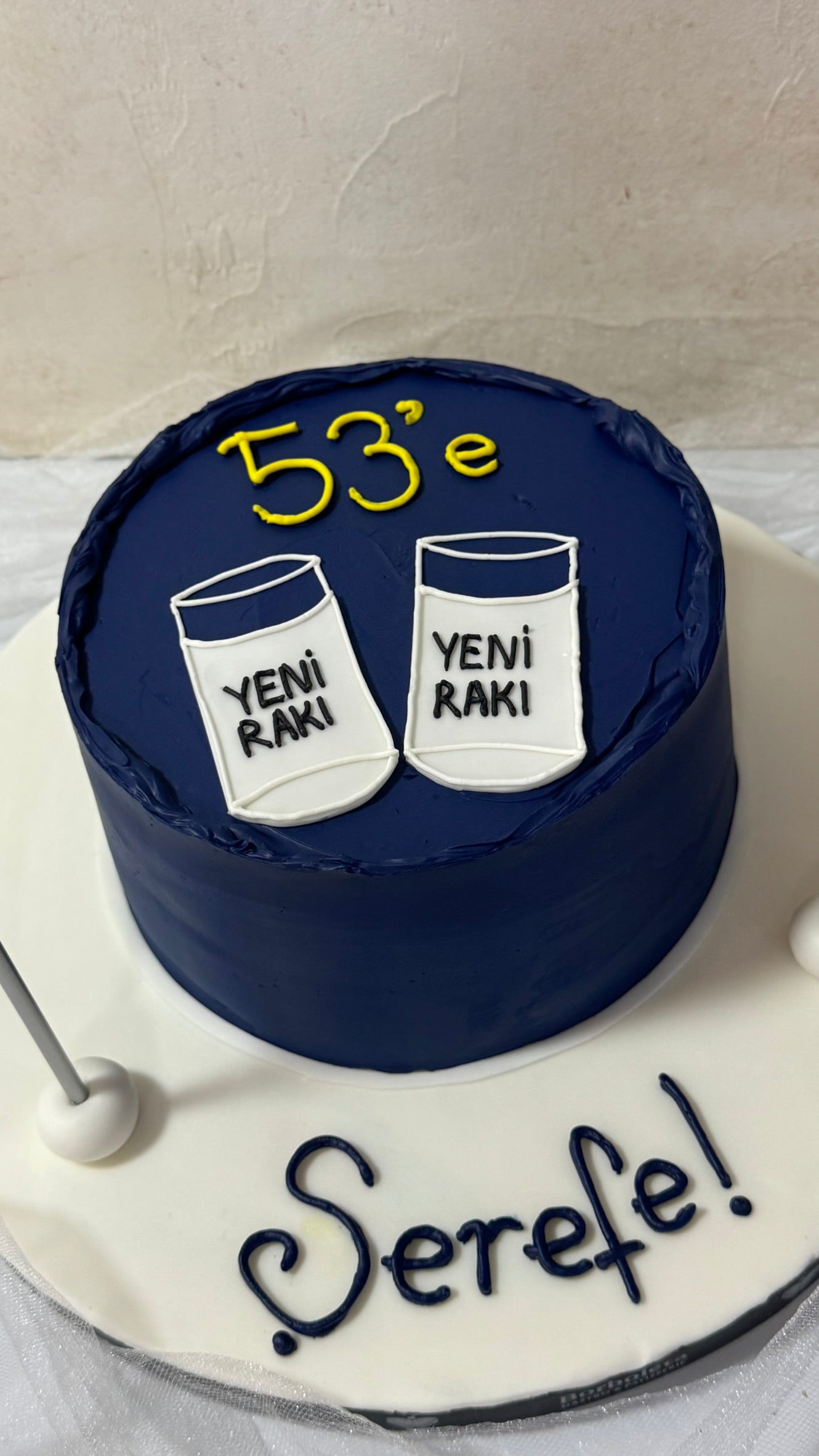 Yeni Rakı Doğum Günü Pastası