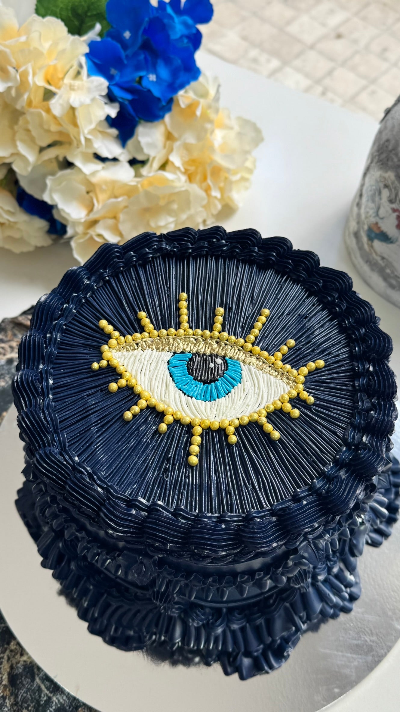 Göz Detaylı Doğum Günü Pasta