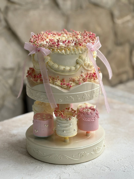 Dönen Standlı Pasta