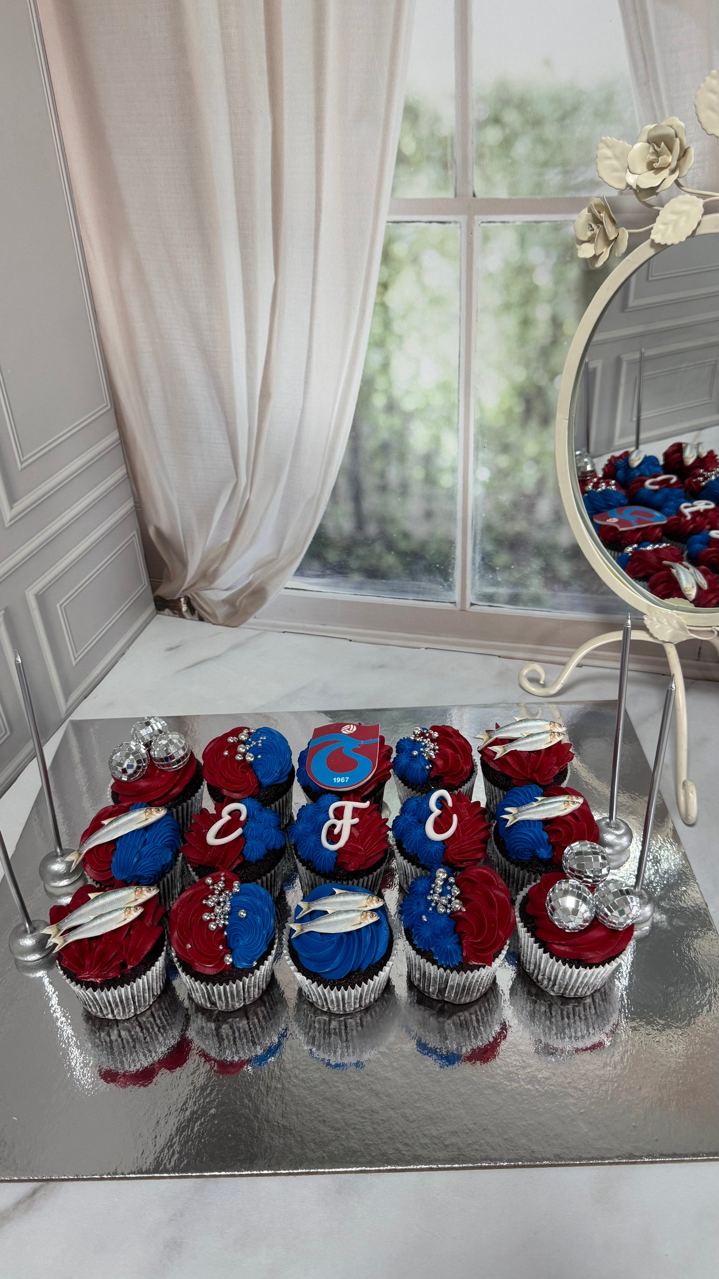 Taraftar Konseptli Doğum Günü Cupcake