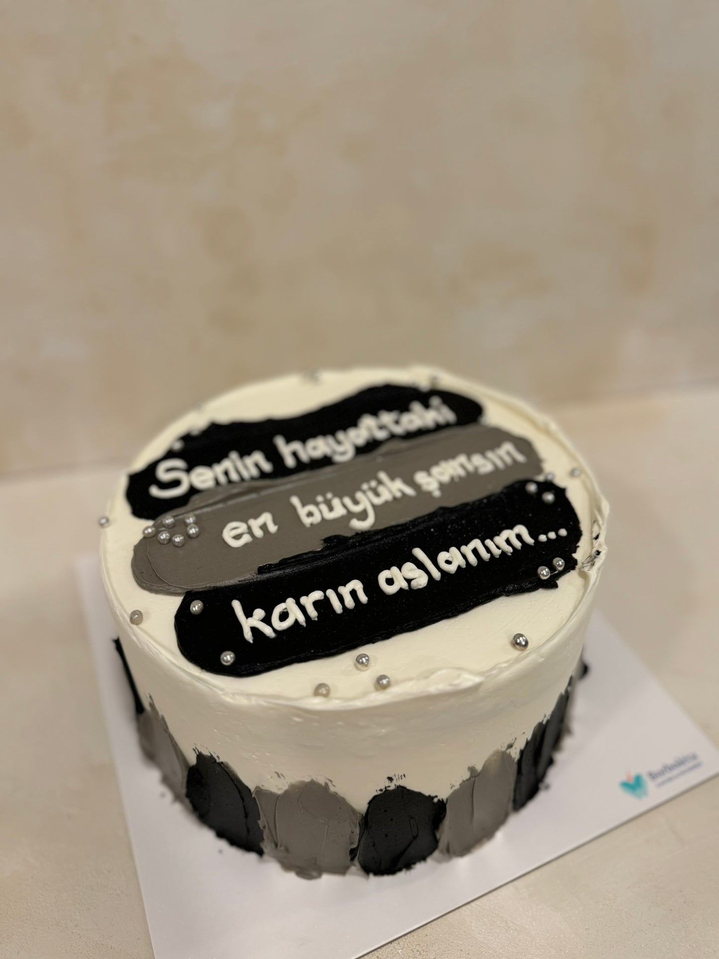 Senin Hayattaki En Büyük Şansın Karın Aslanım Pasta